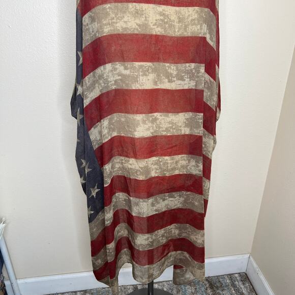 Americana Patriotic Distressed Flag Wrap OSFM - Picture 6 of 9